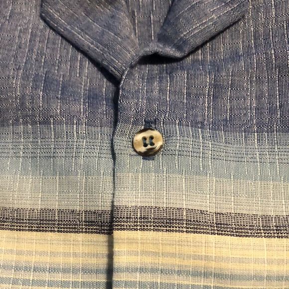 VTG Made in USA TRIUMPH of California Button Front Shirt - Picture 5 of 5